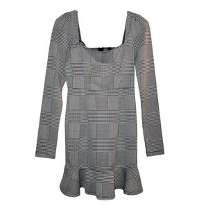 Forever 21 Women’s Houndstooth Long sleeve Square Neck Minidress